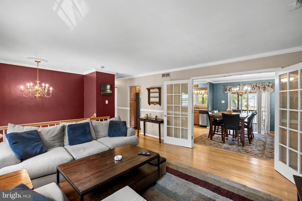 83 LINCOLN DRIVE