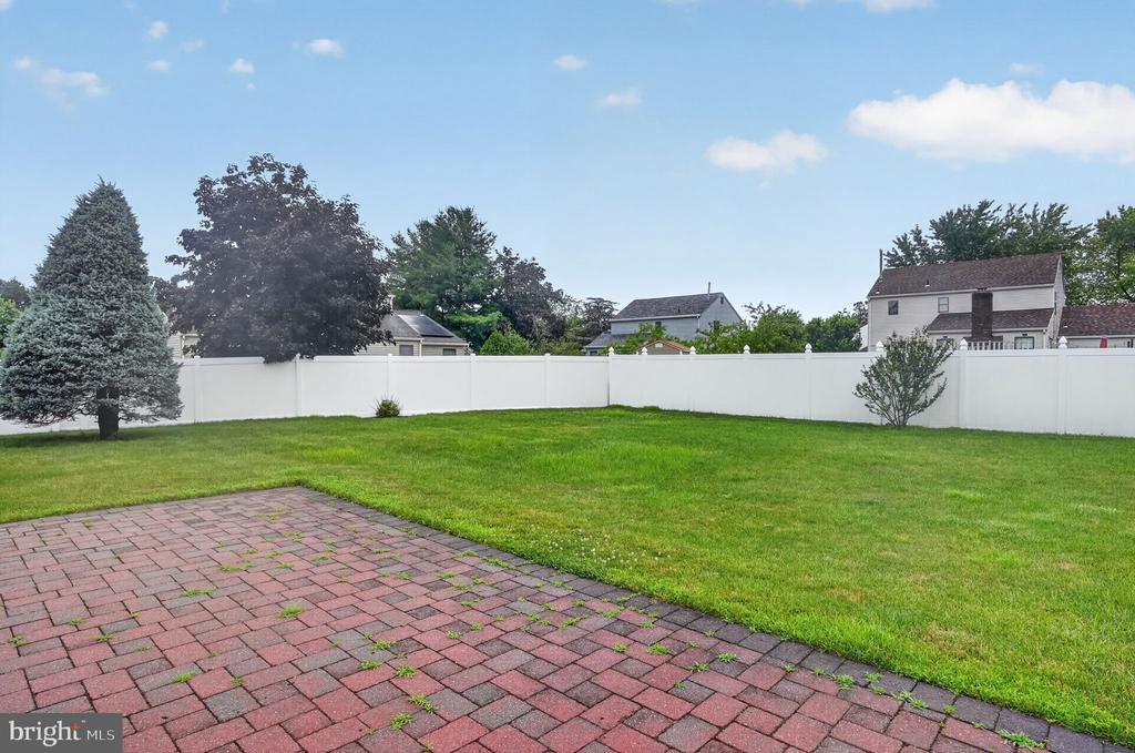 3 BERWICK LANE