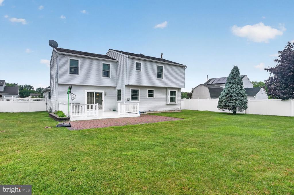 3 BERWICK LANE