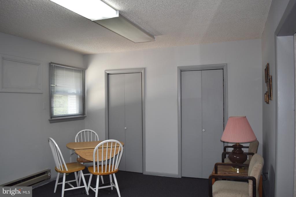 201 S BLACK HORSE PIKE