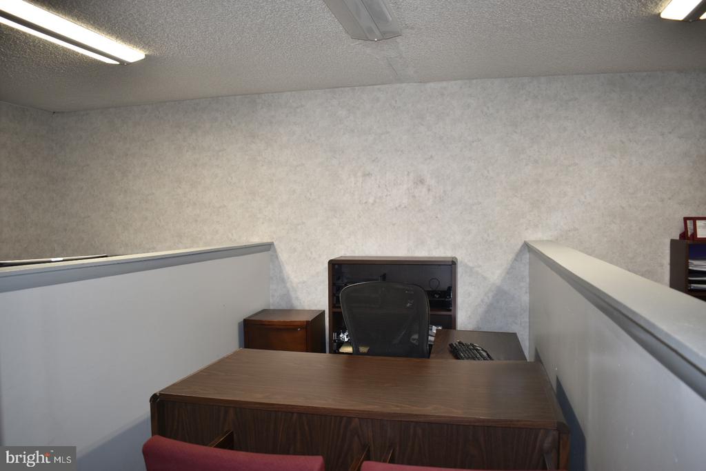 201 S BLACK HORSE PIKE