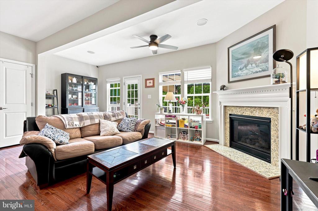51 FRANKLIN CIRCLE