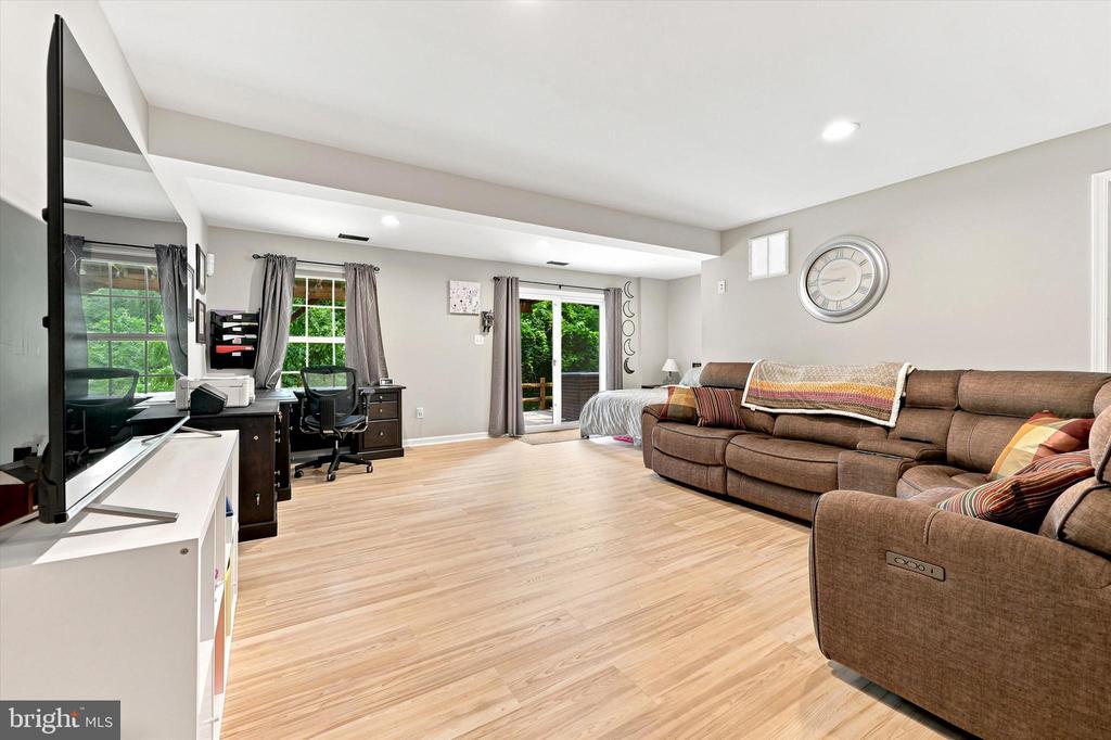51 FRANKLIN CIRCLE