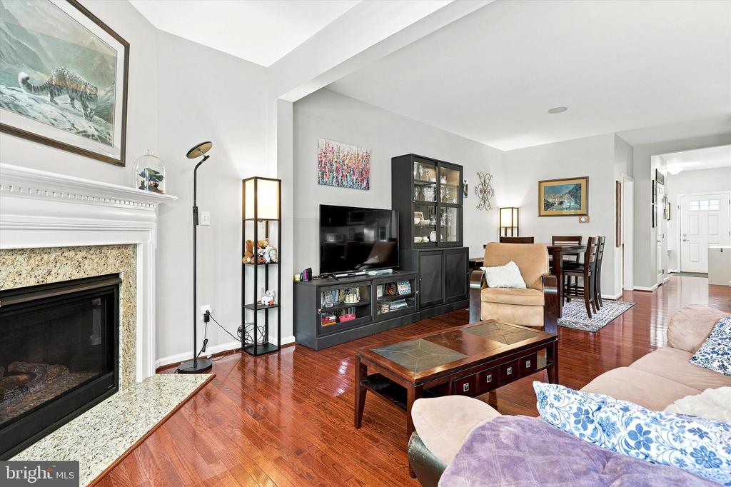 51 FRANKLIN CIRCLE