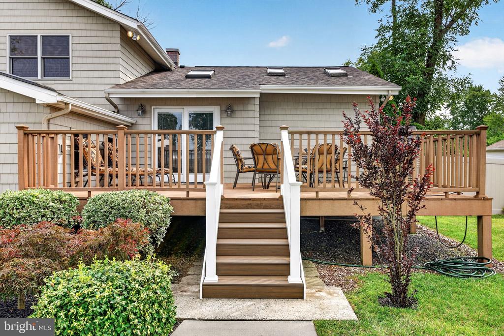 207 SANDRINGHAM ROAD