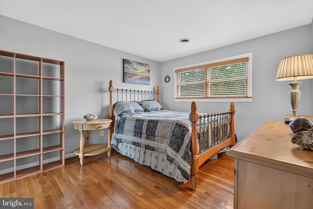 207 SANDRINGHAM ROAD