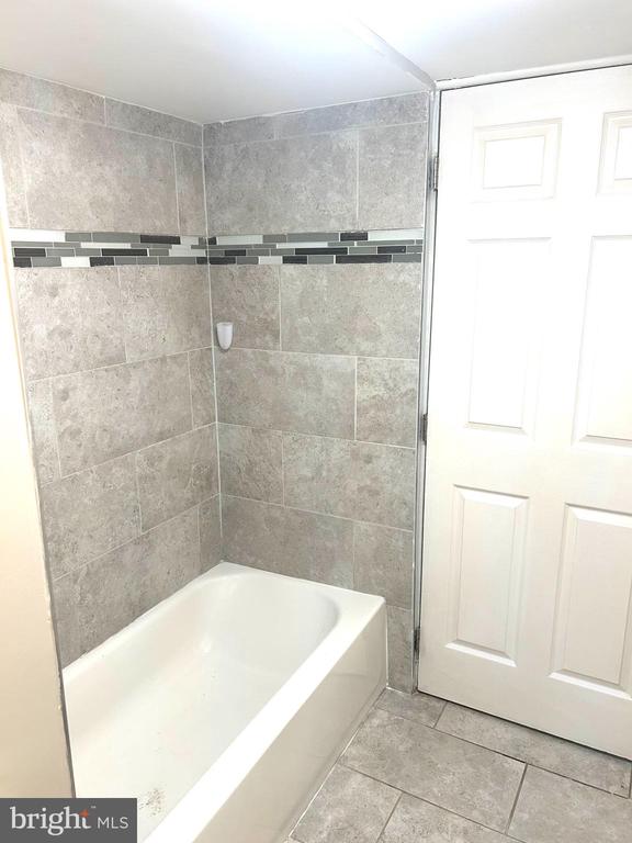 32 CLEMENTON AVENUE