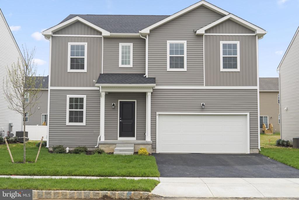 4 HANDBELL LANE