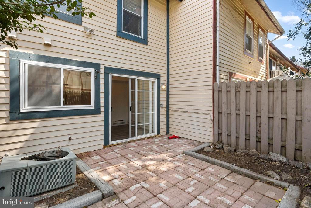 14 DOVER COURT Unit: C31