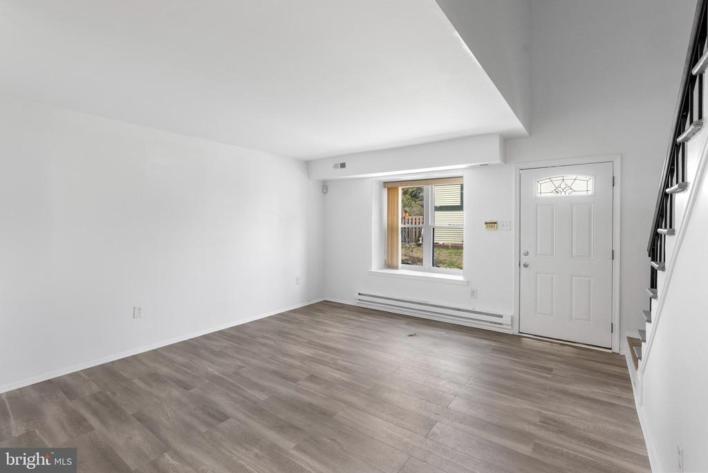 14 DOVER COURT Unit: C31