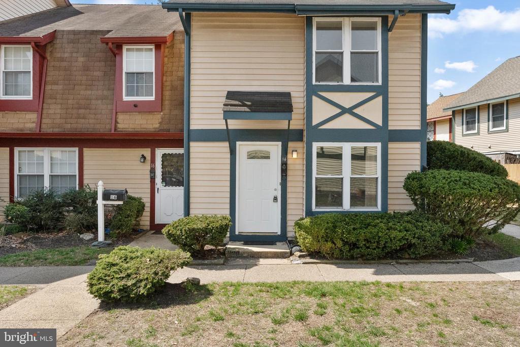 14 DOVER COURT Unit: C31