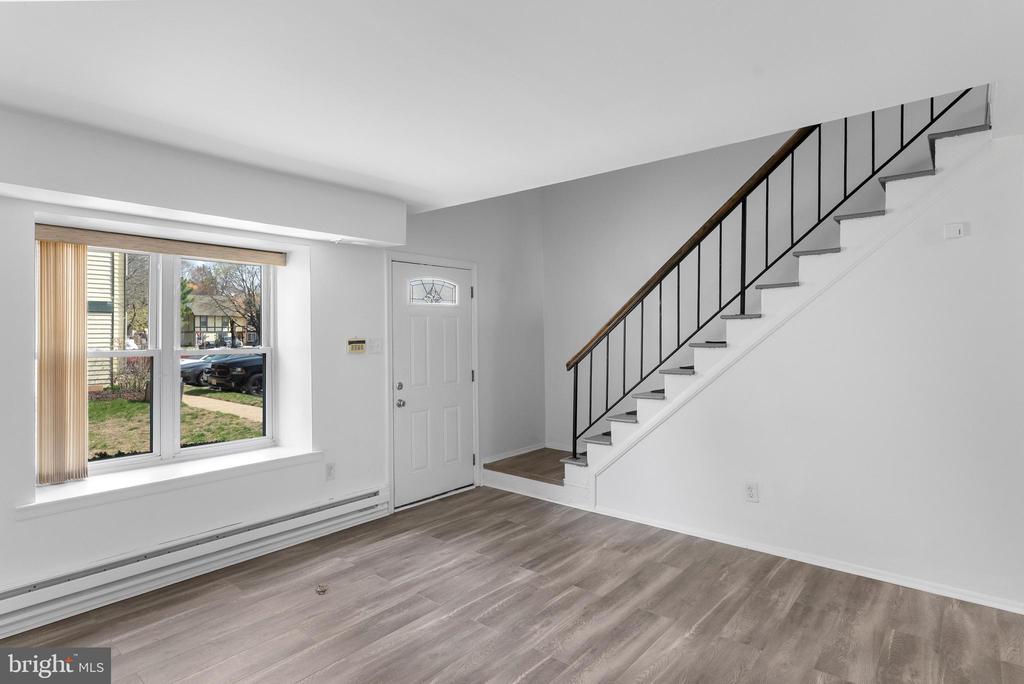 14 DOVER COURT Unit: C31