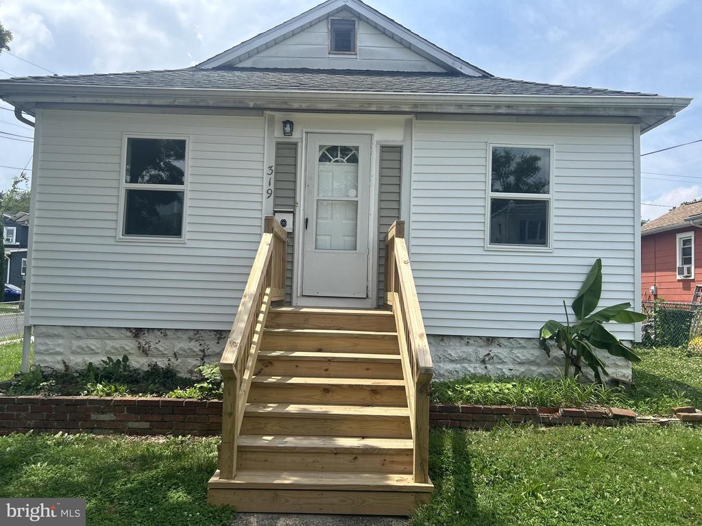 319 LAUREL AVENUE