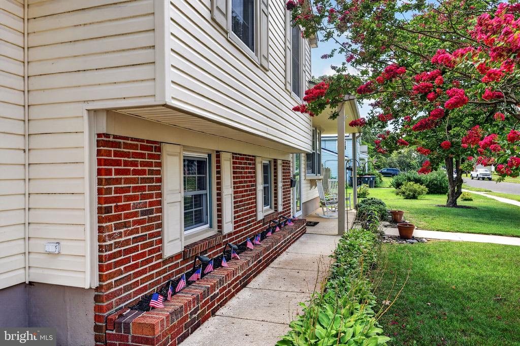 320 THURMAN AVENUE
