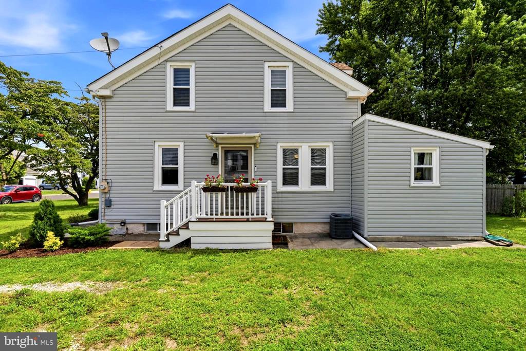410 MAIN STREET