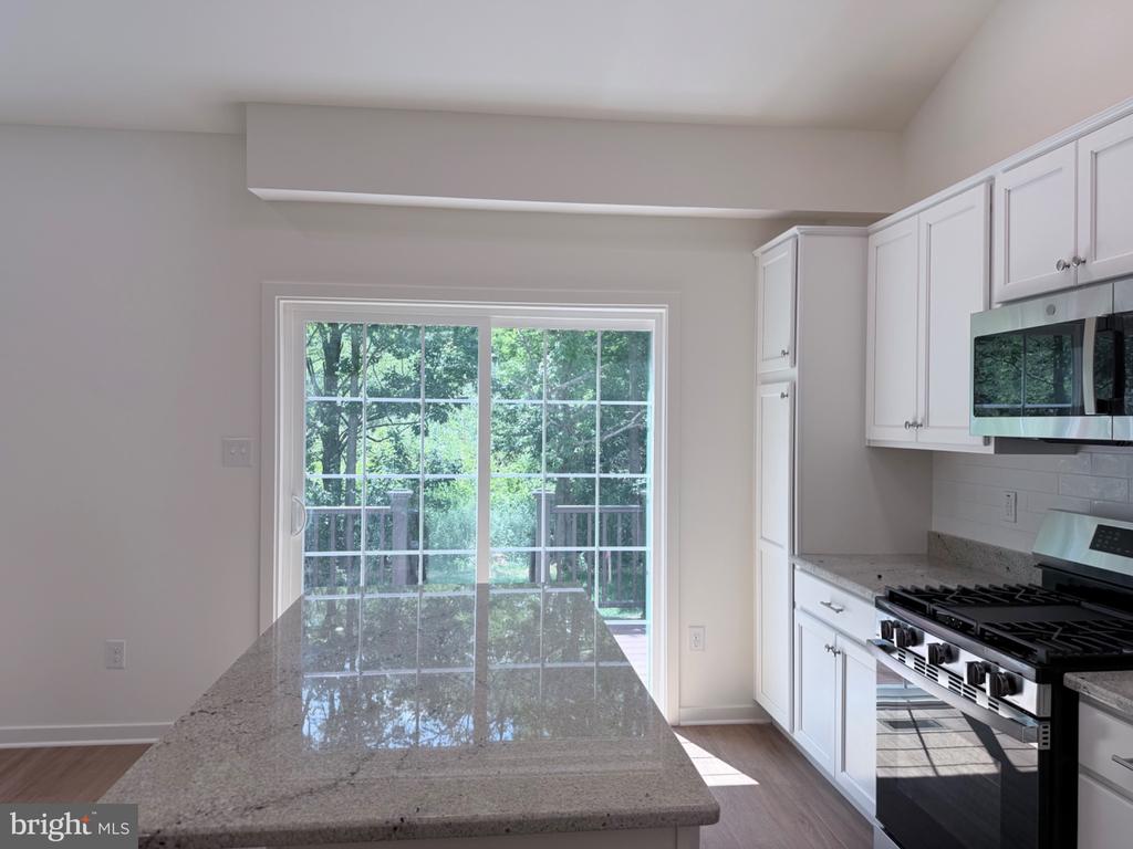 307 HIDDEN DRIVE