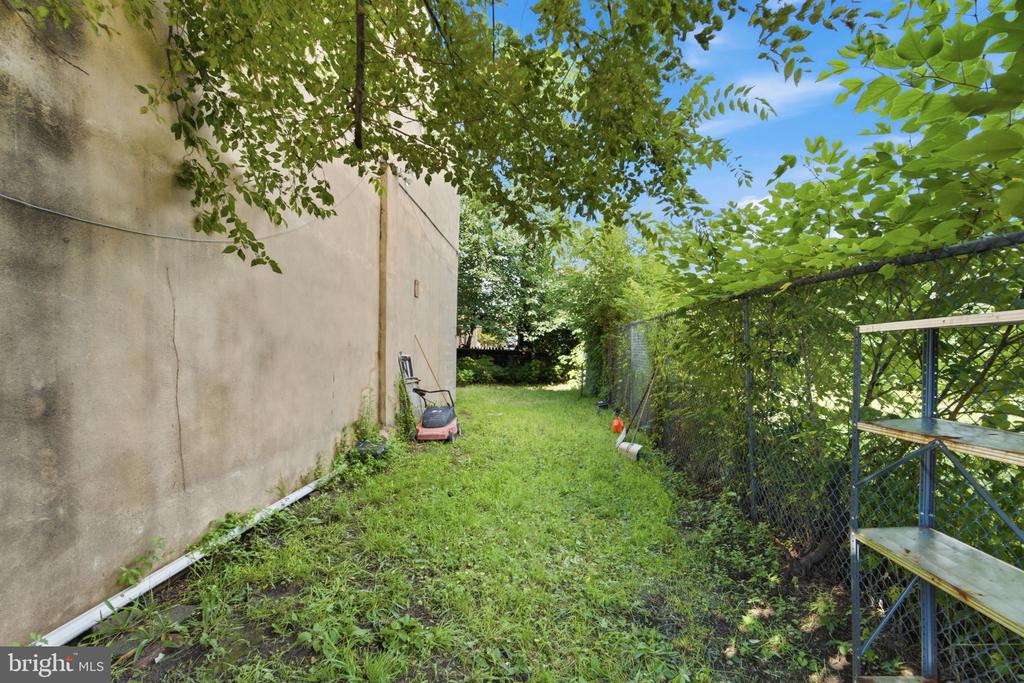 1014 N 20TH STREET