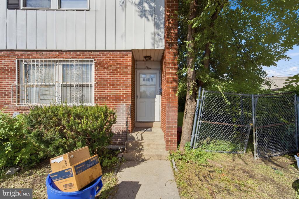 1014 N 20TH STREET