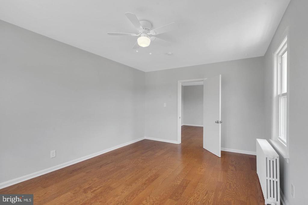 121 E. BROWNING RD. ROAD Unit: 2