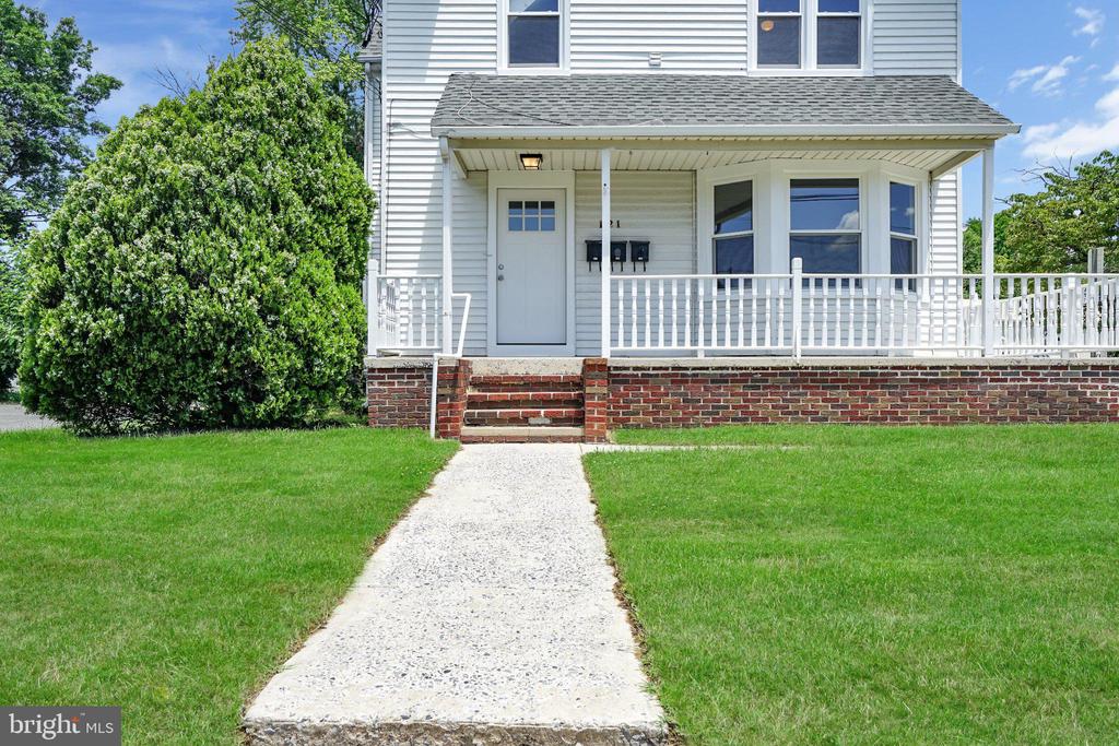 121 E. BROWNING RD. ROAD Unit: 2