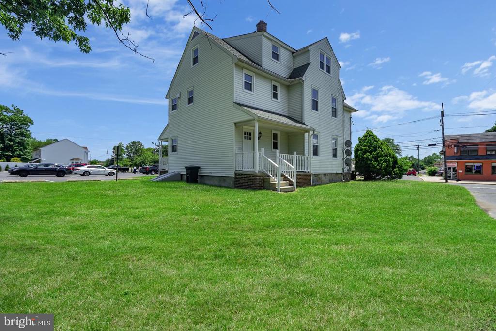 121 E. BROWNING RD. ROAD Unit: 2