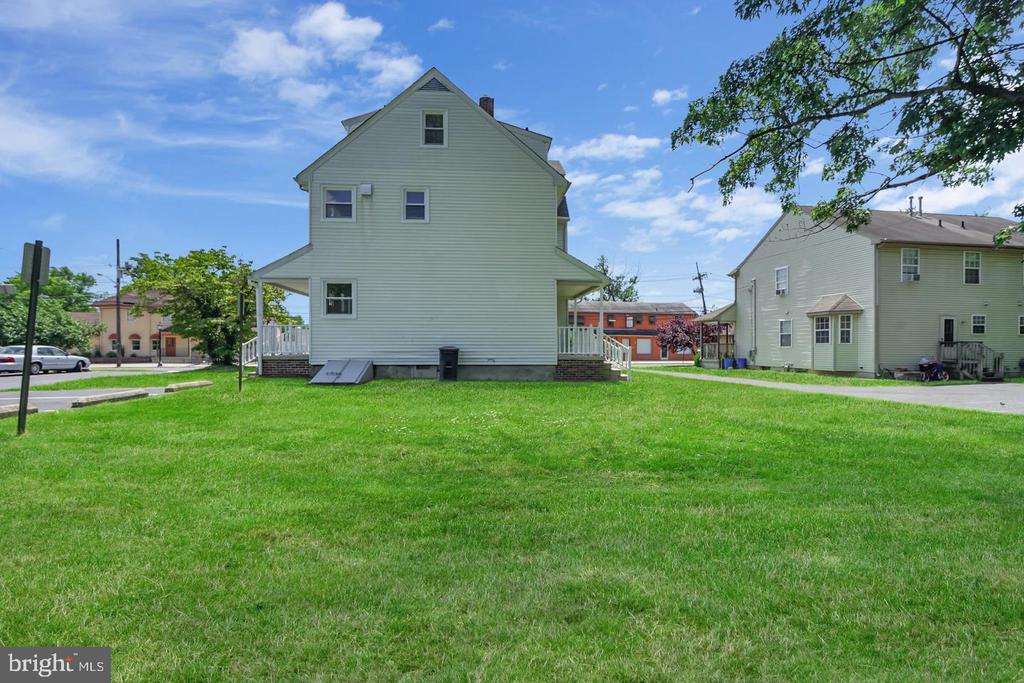 121 E. BROWNING RD. ROAD Unit: 2