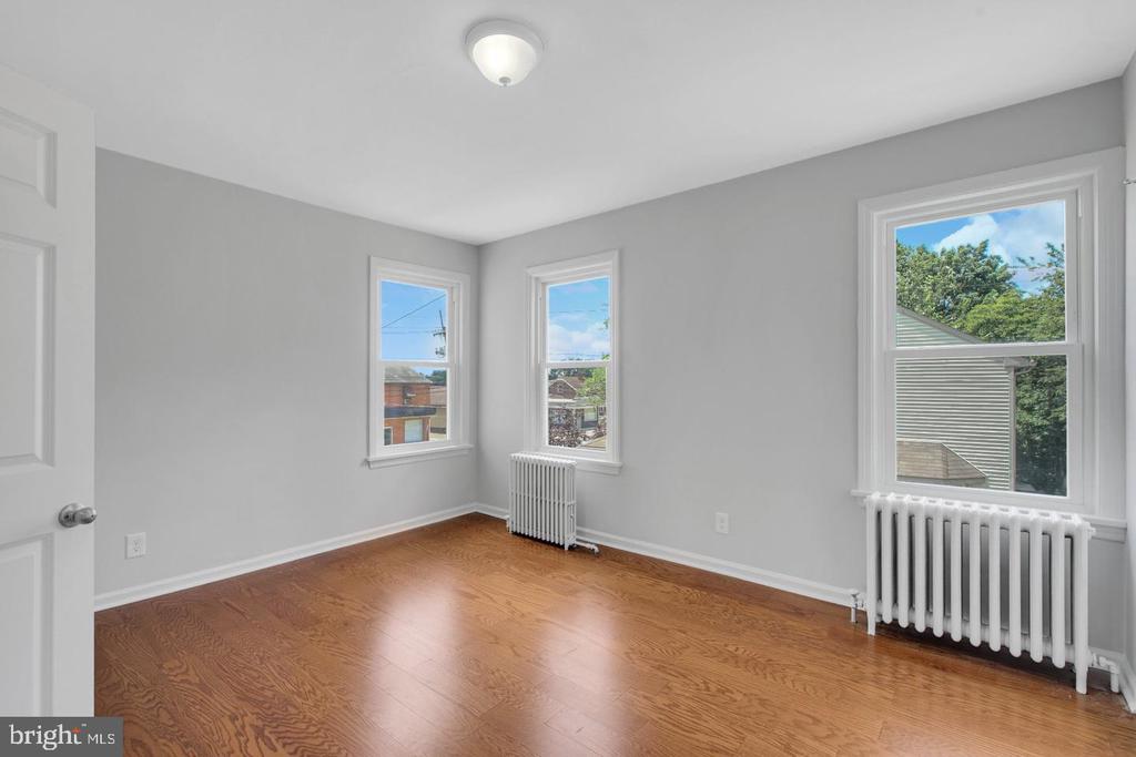 121 E. BROWNING RD. ROAD Unit: 2