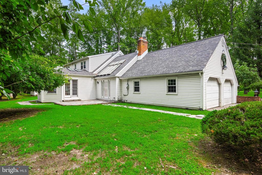 1226 KAY DRIVE W