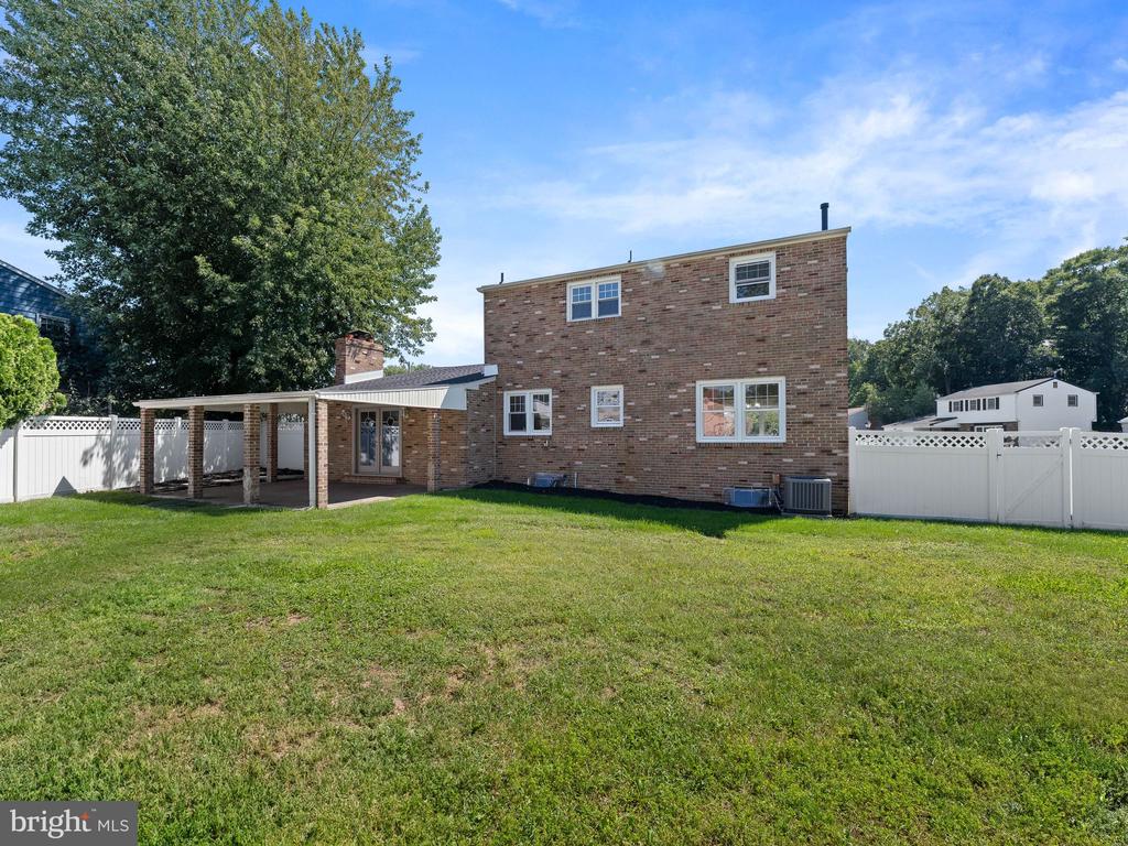 65 LINCOLN DRIVE