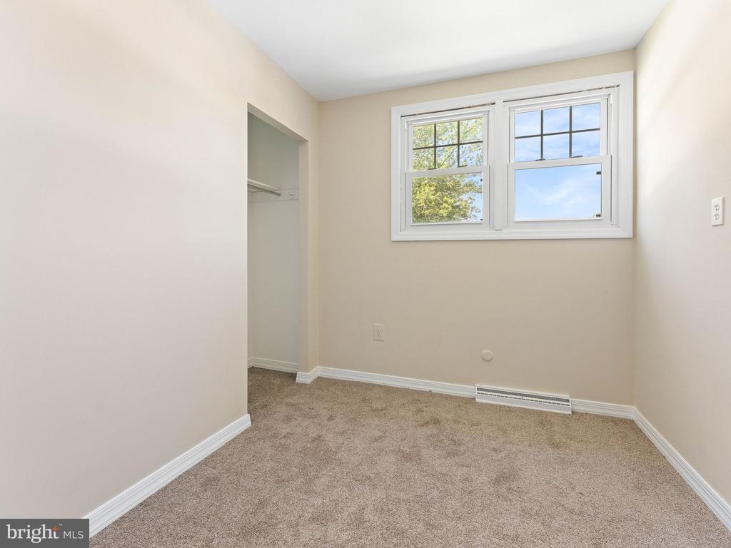 65 LINCOLN DRIVE