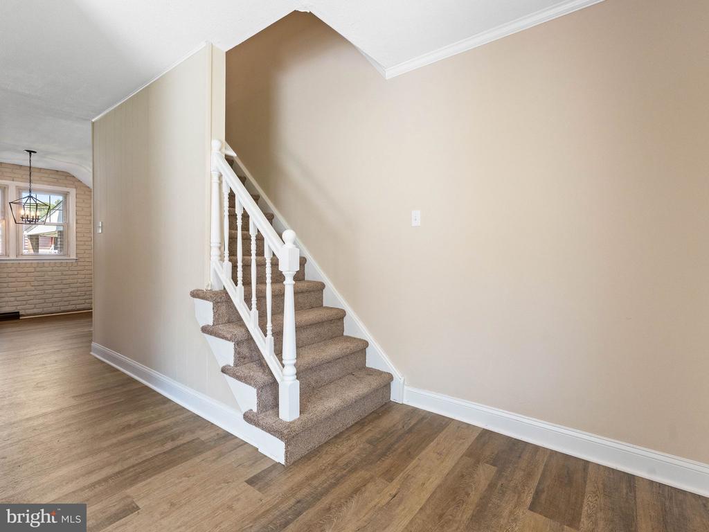 65 LINCOLN DRIVE