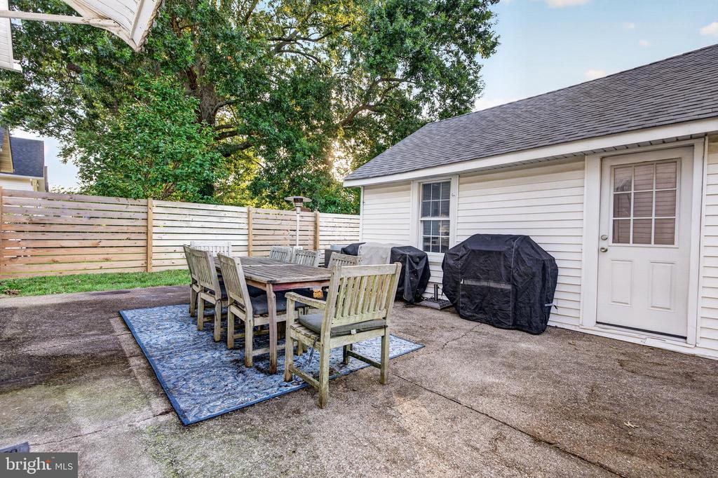 59 E COLLINGSWOOD AVENUE