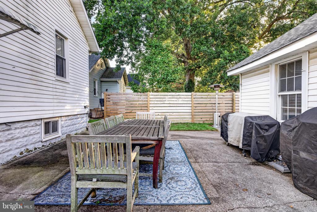 59 E COLLINGSWOOD AVENUE