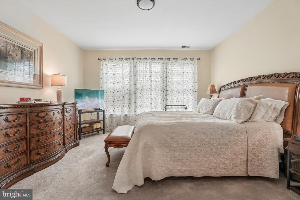 13 KRISTIAN DRIVE