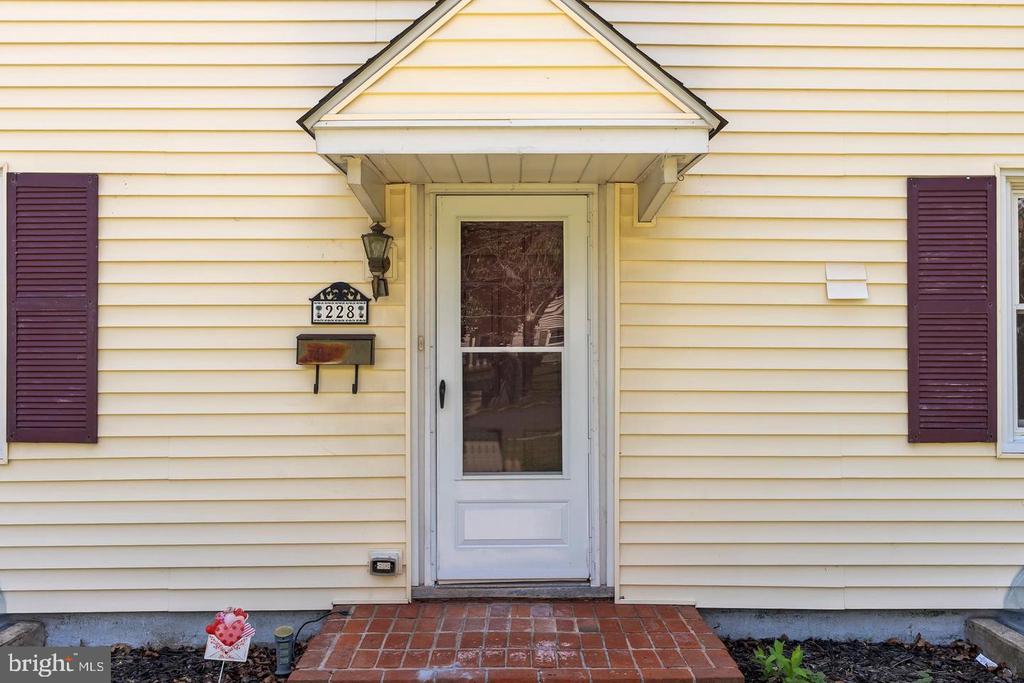 228 CHRISTIANA STREET