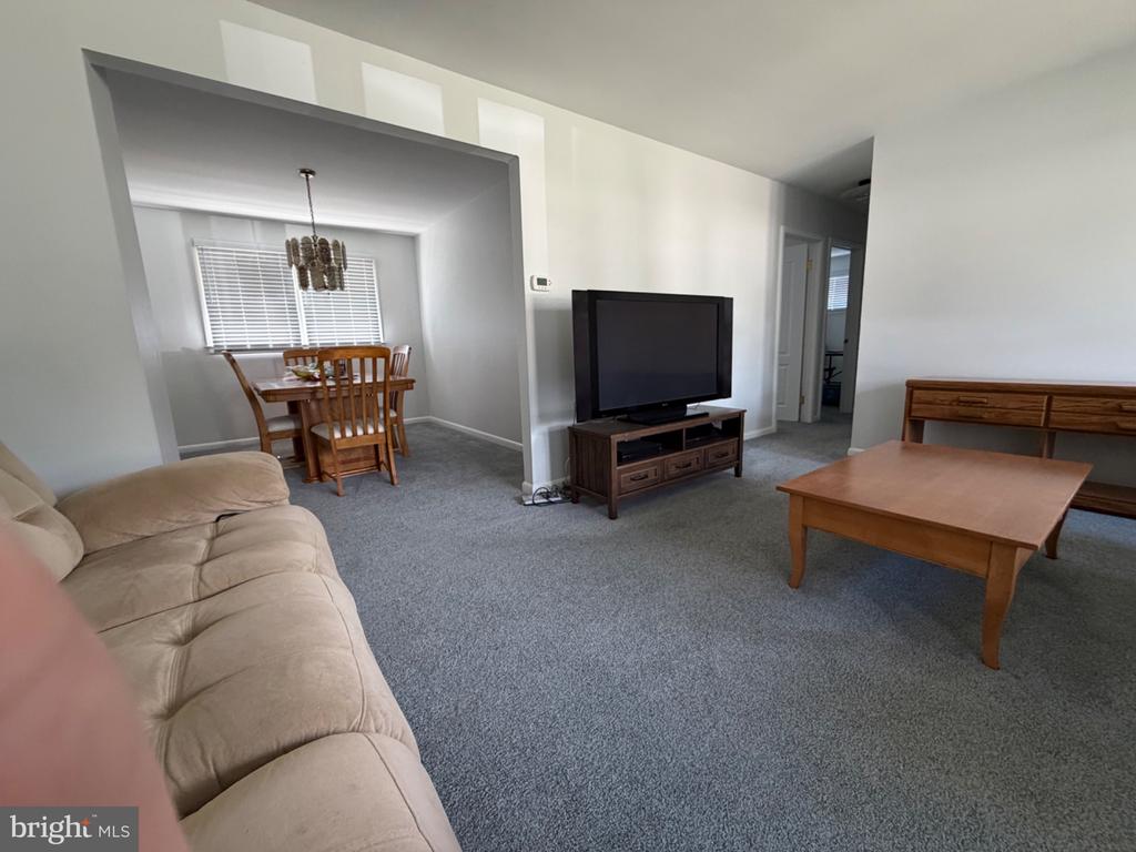550 BEVERLY DRIVE