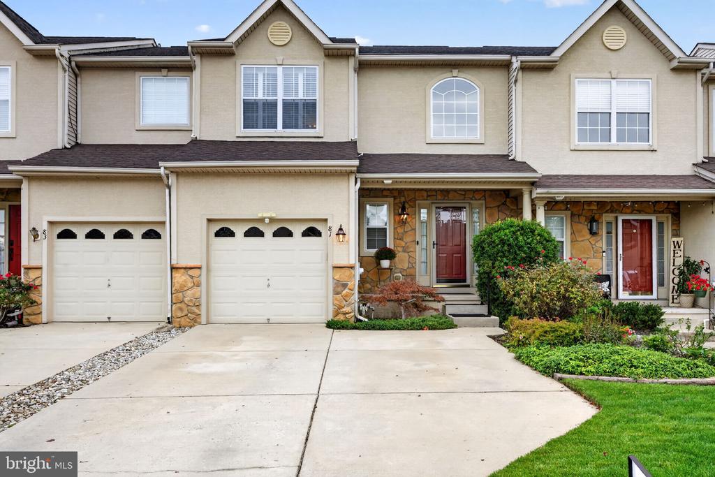 81 GLACIER DRIVE