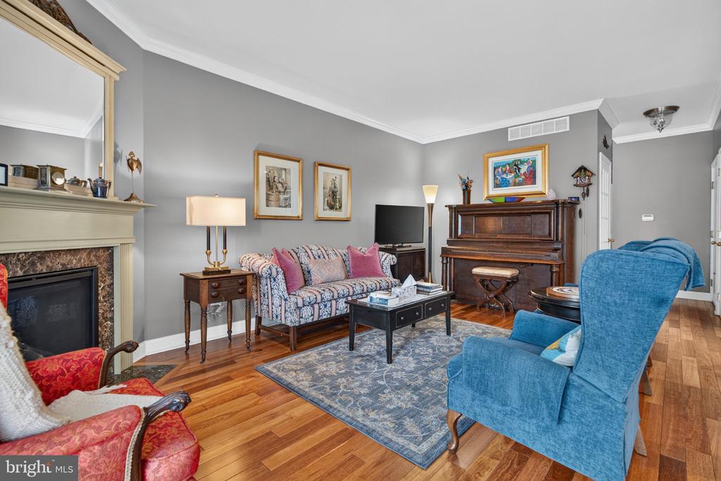 81 GLACIER DRIVE