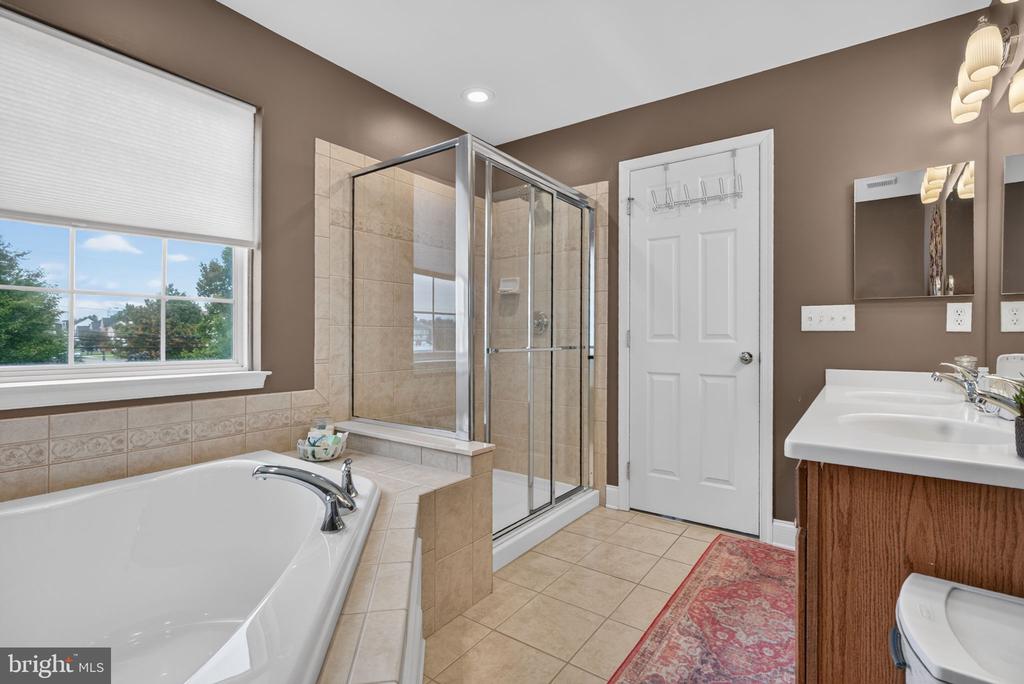 81 GLACIER DRIVE