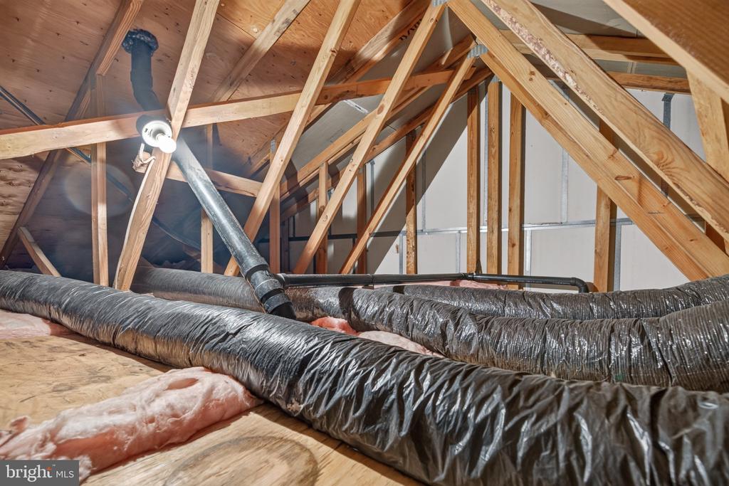 5 GRISTMILL LANE