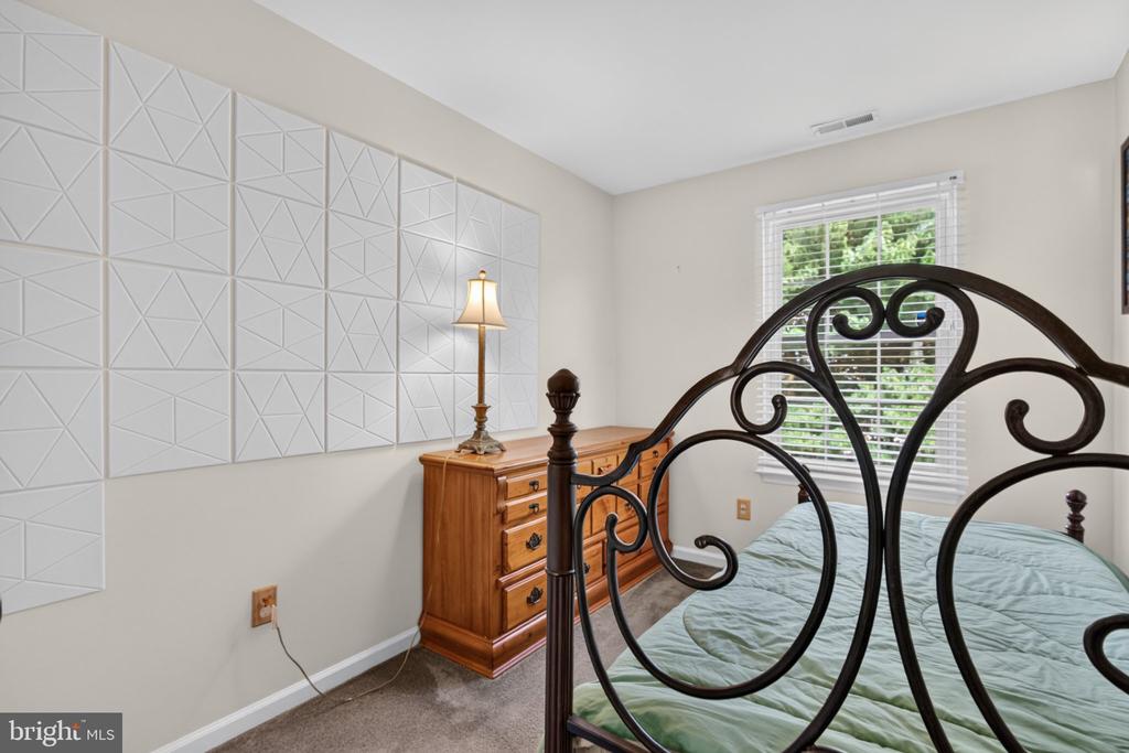 5 GRISTMILL LANE