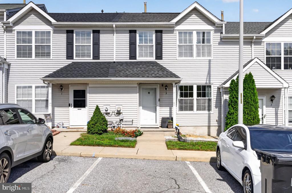 5 GRISTMILL LANE