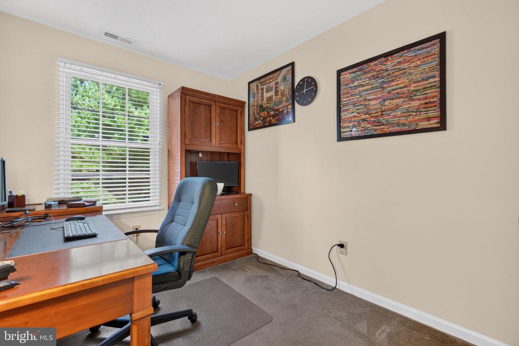 5 GRISTMILL LANE