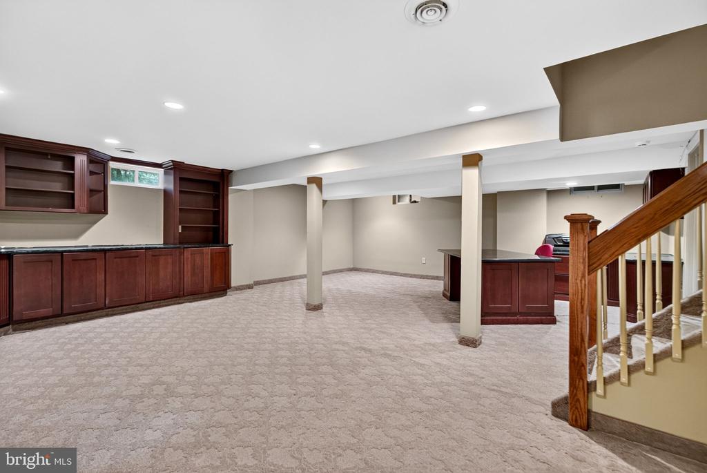 21 TEAK COURT