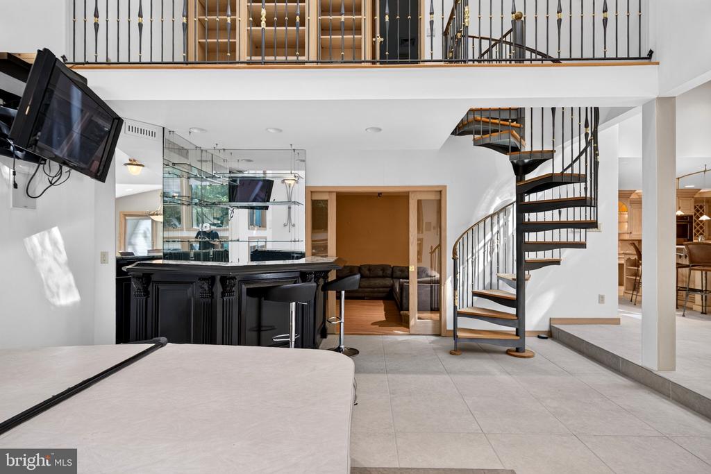 21 TEAK COURT
