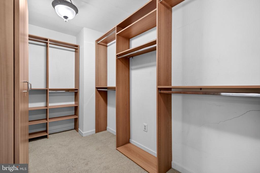 21 TEAK COURT