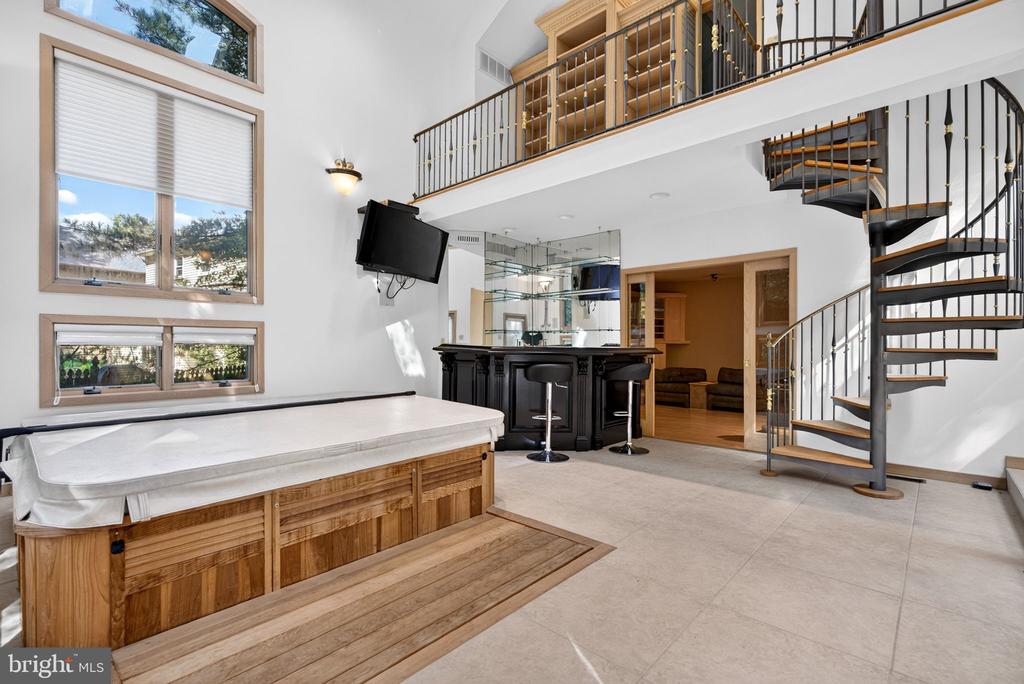 21 TEAK COURT