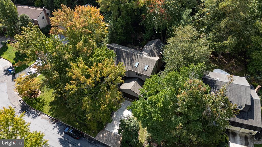 21 TEAK COURT