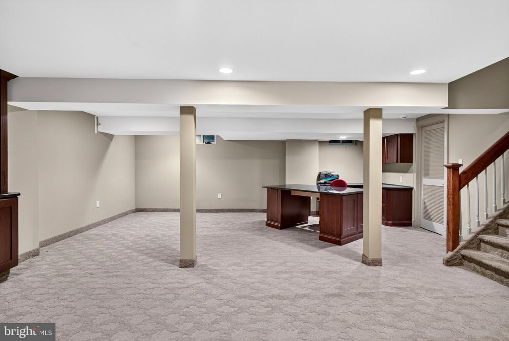 21 TEAK COURT