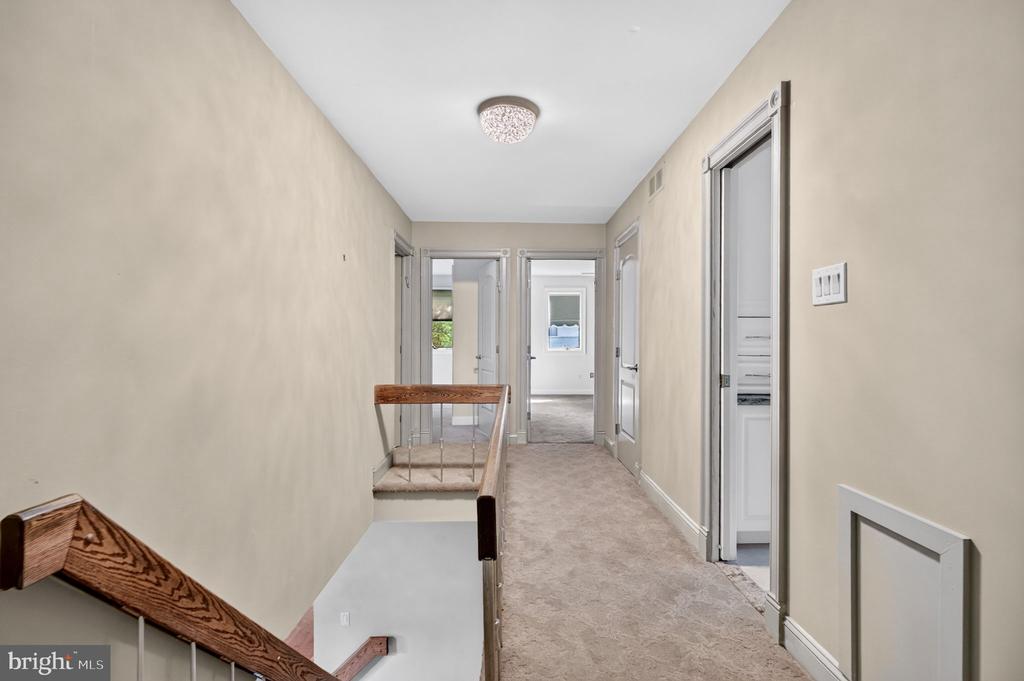 21 TEAK COURT